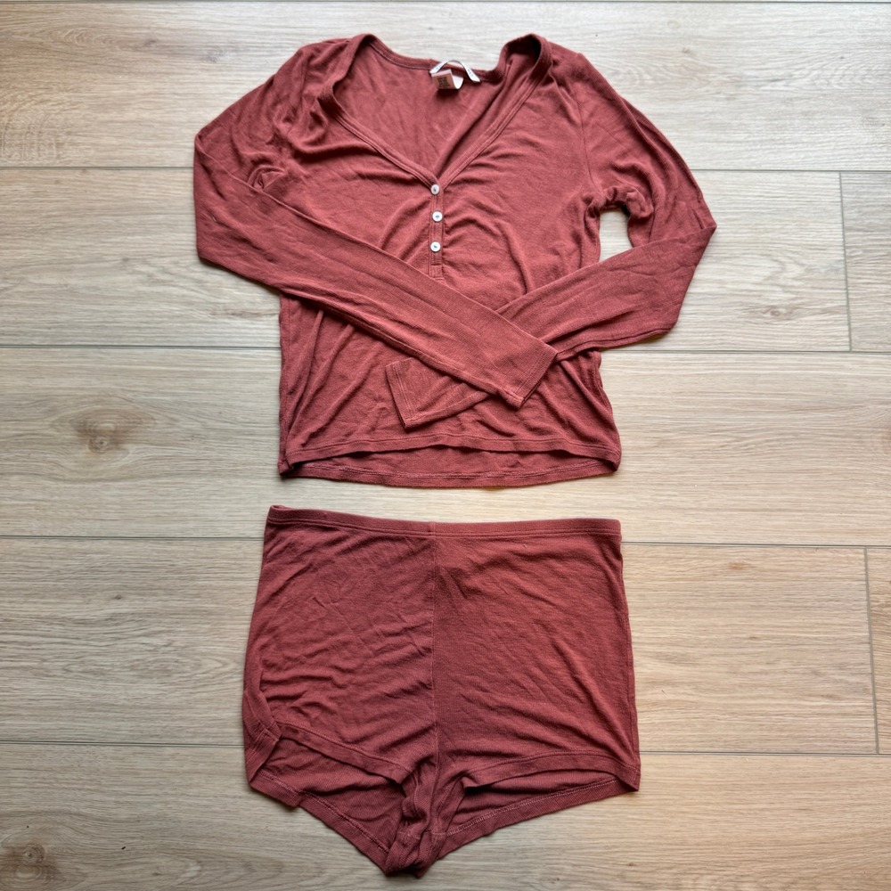Victoria's Secret Ribbed Henley Pajama Set Rust Long Sleeve Top & Shorts Small